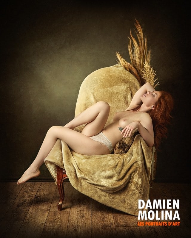 nu-artistique-pictural-femme-assise-de-profilw - Damien Molina - Photographe