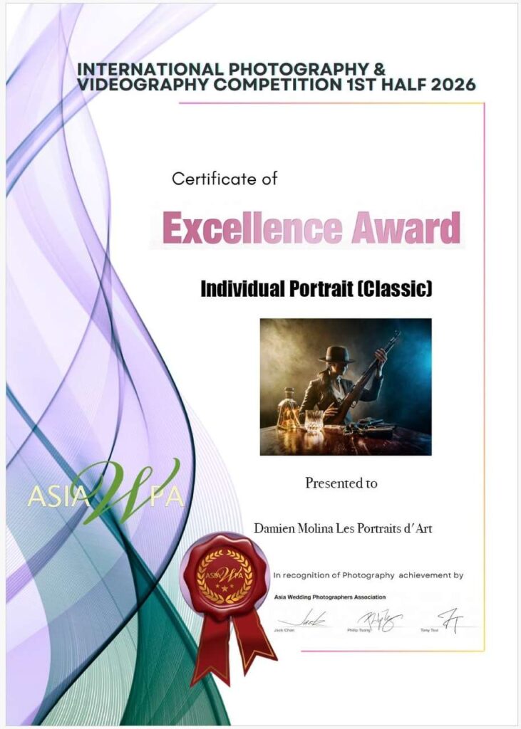 portrait-individuel-classique-excellence-peaky-debby-photographe-strasbourg - Damien Molina - Photographe Portrait classique ambiance polar Excellence Award AsiaWPA, Damien Molina photographe Strasbourg